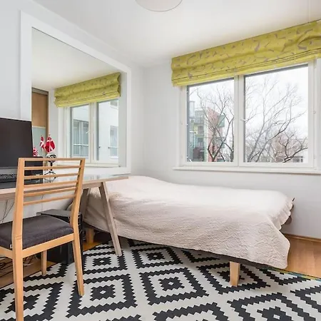 Appartement Spacious 3-bedroom With Balcony And Free Parking